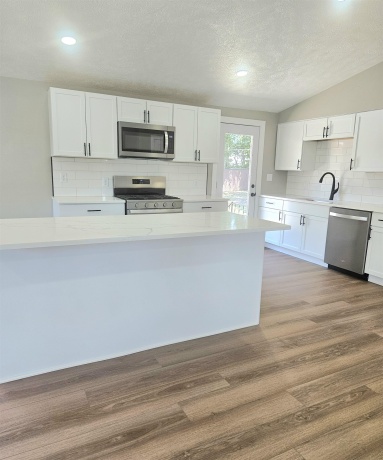 421 Main, ROCKTON, Illinois 61072, 3 Bedrooms Bedrooms, ,2 BathroomsBathrooms,House,For Sale,Main,202604698