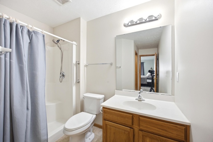 8622 Victory, MACHESNEY PARK, Illinois 61115, 2 Bedrooms Bedrooms, ,2 BathroomsBathrooms,Condominium,For Sale,Victory,202604702