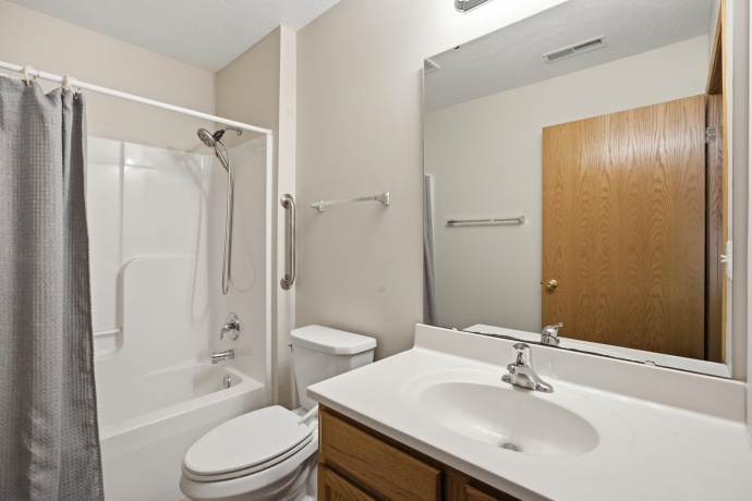 8622 Victory, MACHESNEY PARK, Illinois 61115, 2 Bedrooms Bedrooms, ,2 BathroomsBathrooms,Condominium,For Sale,Victory,202604702
