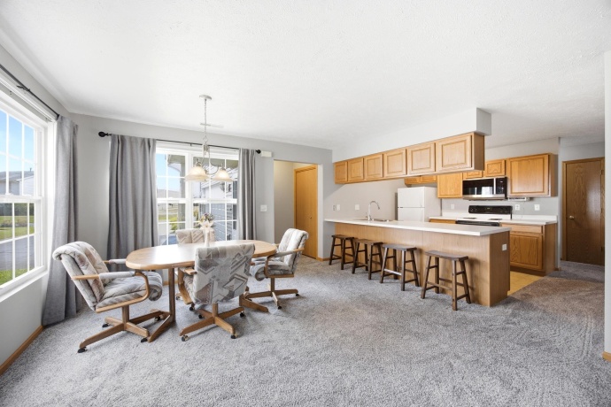 8622 Victory, MACHESNEY PARK, Illinois 61115, 2 Bedrooms Bedrooms, ,2 BathroomsBathrooms,Condominium,For Sale,Victory,202604702