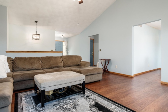 6672 Lindbloom, CHERRY VALLEY, Illinois 61016, 4 Bedrooms Bedrooms, ,3 BathroomsBathrooms,House,For Sale,Lindbloom,202604699