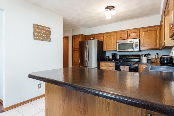 6672 Lindbloom, CHERRY VALLEY, Illinois 61016, 4 Bedrooms Bedrooms, ,3 BathroomsBathrooms,House,For Sale,Lindbloom,202604699