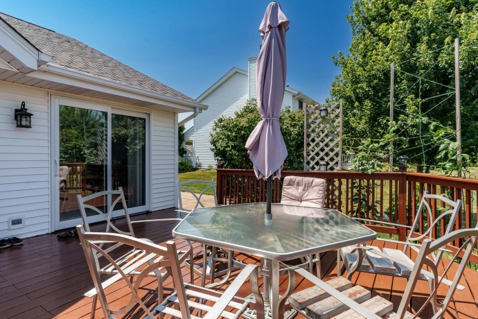 6672 Lindbloom, CHERRY VALLEY, Illinois 61016, 4 Bedrooms Bedrooms, ,3 BathroomsBathrooms,House,For Sale,Lindbloom,202604699