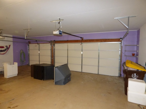 729 Meadow Ridge, LENA, Illinois 61048, 2 Bedrooms Bedrooms, ,1 BathroomBathrooms,House,For Sale,Meadow Ridge,202604703