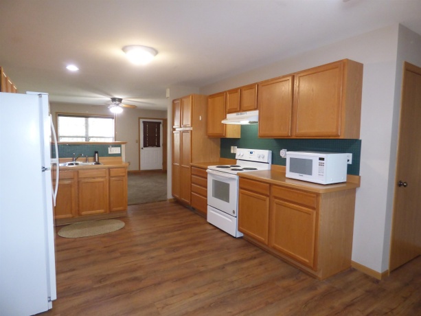 729 Meadow Ridge, LENA, Illinois 61048, 2 Bedrooms Bedrooms, ,1 BathroomBathrooms,House,For Sale,Meadow Ridge,202604703