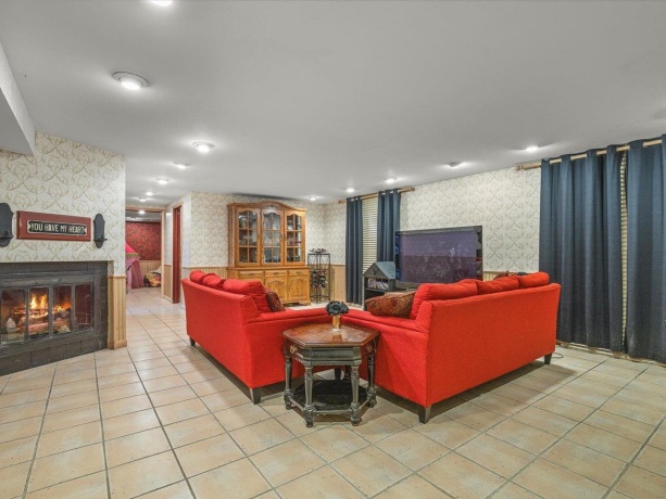4721 Brookview Rd, ROCKFORD, Illinois 61107, 3 Bedrooms Bedrooms, ,2 BathroomsBathrooms,House,For Sale,Brookview Rd,202604706