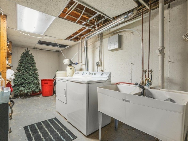 4721 Brookview Rd, ROCKFORD, Illinois 61107, 3 Bedrooms Bedrooms, ,2 BathroomsBathrooms,House,For Sale,Brookview Rd,202604706