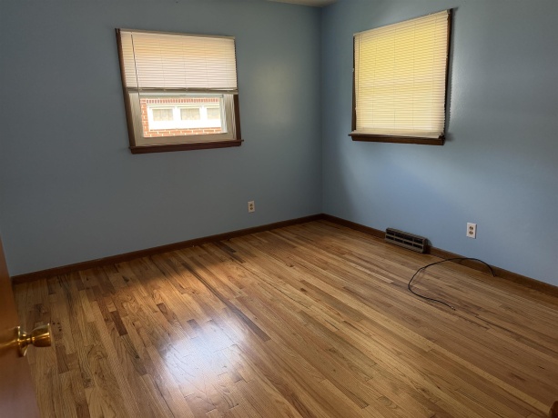 710 Carolyn, MENDOTA, Illinois 61342, 3 Bedrooms Bedrooms, ,2 BathroomsBathrooms,House,For Sale,Carolyn,202604709