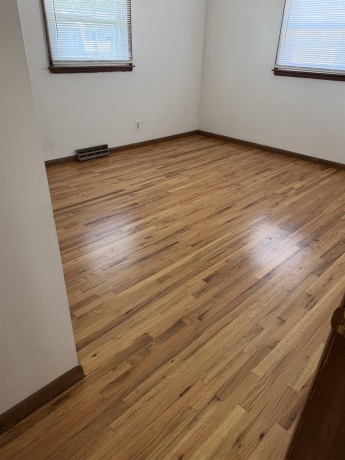710 Carolyn, MENDOTA, Illinois 61342, 3 Bedrooms Bedrooms, ,2 BathroomsBathrooms,House,For Sale,Carolyn,202604709