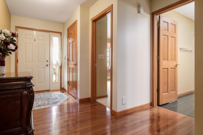 1401 Stone Bridge, ROCKFORD, Illinois 61108, 3 Bedrooms Bedrooms, ,3 BathroomsBathrooms,Condominium,For Sale,Stone Bridge,202604713