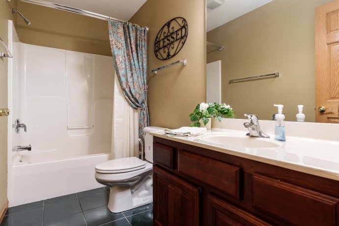 1401 Stone Bridge, ROCKFORD, Illinois 61108, 3 Bedrooms Bedrooms, ,3 BathroomsBathrooms,Condominium,For Sale,Stone Bridge,202604713