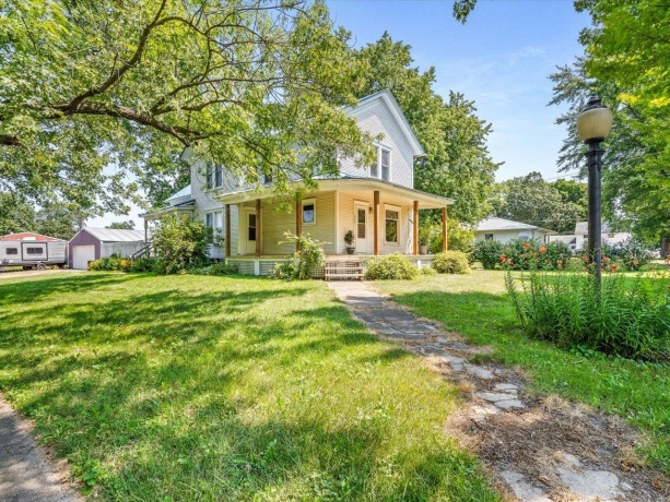 227 South, FRANKLIN GROVE, Illinois 61031, 3 Bedrooms Bedrooms, ,1 BathroomBathrooms,House,For Sale,South,202604715
