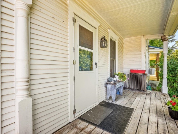227 South, FRANKLIN GROVE, Illinois 61031, 3 Bedrooms Bedrooms, ,1 BathroomBathrooms,House,For Sale,South,202604715