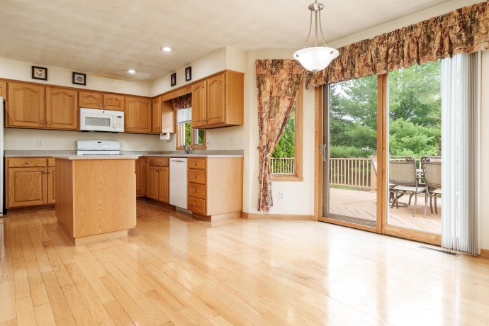 12395 Ayrshire, LOVES PARK, Illinois 61111, 3 Bedrooms Bedrooms, ,2 BathroomsBathrooms,House,For Sale,Ayrshire,202604716
