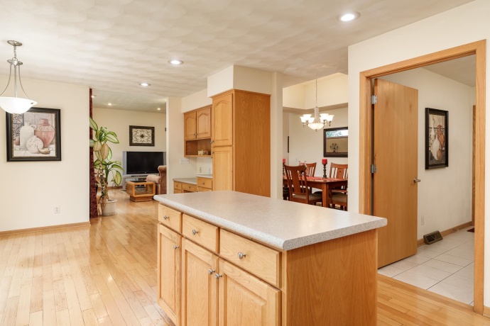 12395 Ayrshire, LOVES PARK, Illinois 61111, 3 Bedrooms Bedrooms, ,2 BathroomsBathrooms,House,For Sale,Ayrshire,202604716