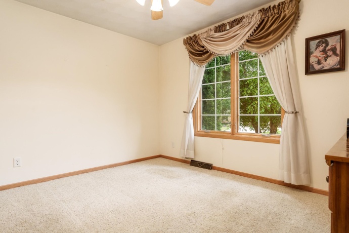 12395 Ayrshire, LOVES PARK, Illinois 61111, 3 Bedrooms Bedrooms, ,2 BathroomsBathrooms,House,For Sale,Ayrshire,202604716