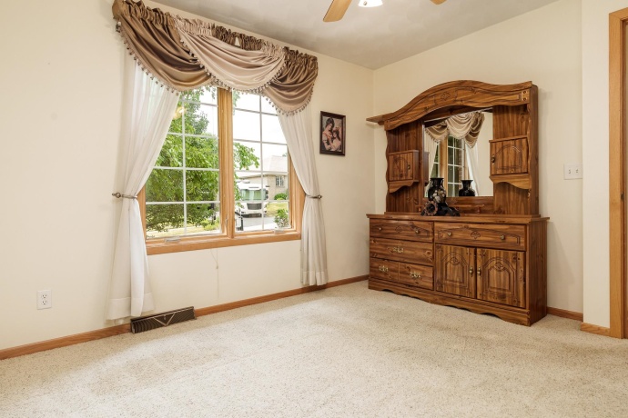 12395 Ayrshire, LOVES PARK, Illinois 61111, 3 Bedrooms Bedrooms, ,2 BathroomsBathrooms,House,For Sale,Ayrshire,202604716