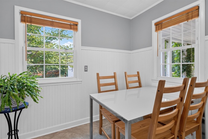 2126 Oaklawn, ROCKFORD, Illinois 61107, 4 Bedrooms Bedrooms, ,2 BathroomsBathrooms,House,For Sale,Oaklawn,202604719