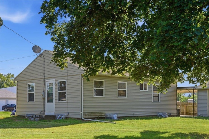312 Hill, MOUNT MORRIS, Illinois 61054, 2 Bedrooms Bedrooms, ,1 BathroomBathrooms,House,For Sale,Hill,202604721