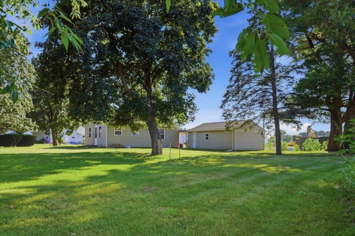 312 Hill, MOUNT MORRIS, Illinois 61054, 2 Bedrooms Bedrooms, ,1 BathroomBathrooms,House,For Sale,Hill,202604721