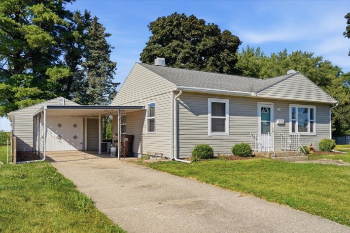 312 Hill, MOUNT MORRIS, Illinois 61054, 2 Bedrooms Bedrooms, ,1 BathroomBathrooms,House,For Sale,Hill,202604721