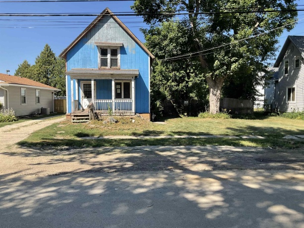1121 Kishwaukee, BELVIDERE, Illinois 61008, 2 Bedrooms Bedrooms, ,2 BathroomsBathrooms,House,For Sale,Kishwaukee,202604723