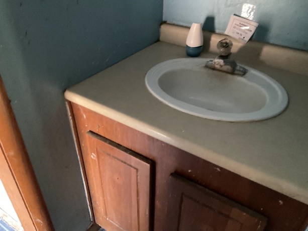 1121 Kishwaukee, BELVIDERE, Illinois 61008, 2 Bedrooms Bedrooms, ,2 BathroomsBathrooms,House,For Sale,Kishwaukee,202604723