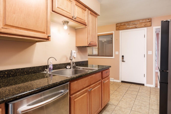 1811 RANDOLPH, ROCKFORD, Illinois 61103, 3 Bedrooms Bedrooms, ,1 BathroomBathrooms,House,For Sale,RANDOLPH,202604623