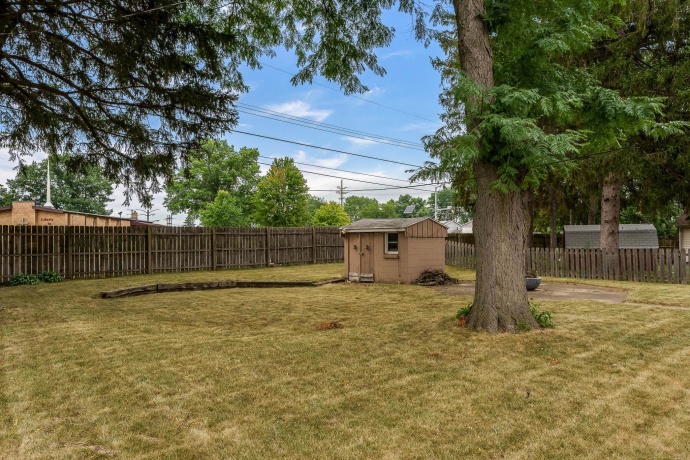 1811 RANDOLPH, ROCKFORD, Illinois 61103, 3 Bedrooms Bedrooms, ,1 BathroomBathrooms,House,For Sale,RANDOLPH,202604623