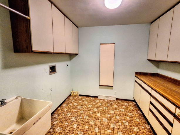2856 Forest, FREEPORT, Illinois 61032, 4 Bedrooms Bedrooms, ,4 BathroomsBathrooms,House,For Sale,Forest,202604726