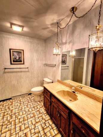 2856 Forest, FREEPORT, Illinois 61032, 4 Bedrooms Bedrooms, ,4 BathroomsBathrooms,House,For Sale,Forest,202604726