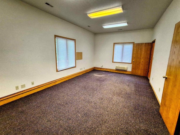 2856 Forest, FREEPORT, Illinois 61032, 4 Bedrooms Bedrooms, ,4 BathroomsBathrooms,House,For Sale,Forest,202604726