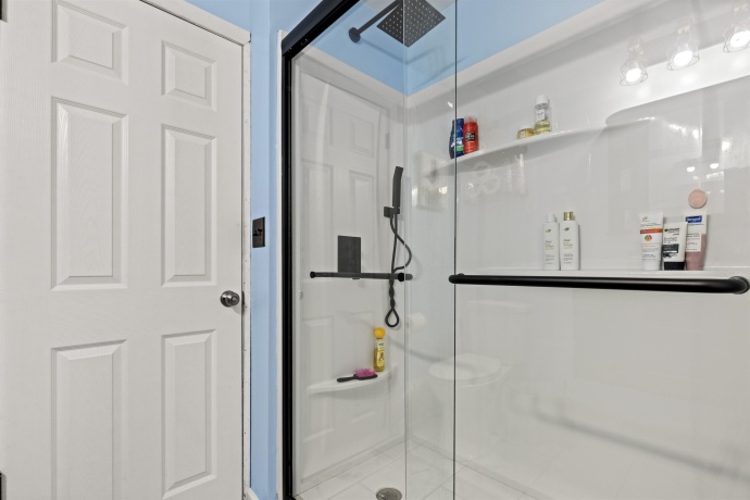 635 16th, ROCKFORD, Illinois 61104, 3 Bedrooms Bedrooms, ,1 BathroomBathrooms,House,For Sale,16th,202604730