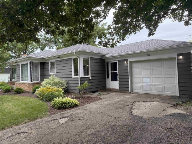 307 Walnut, FORRESTON, Illinois 61030, 2 Bedrooms Bedrooms, ,1 BathroomBathrooms,House,For Sale,Walnut,202604732