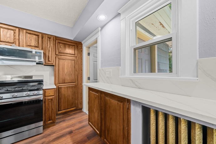 1438 Jackson, ROCKFORD, Illinois 61107, 3 Bedrooms Bedrooms, ,2 BathroomsBathrooms,House,For Sale,Jackson,202604733