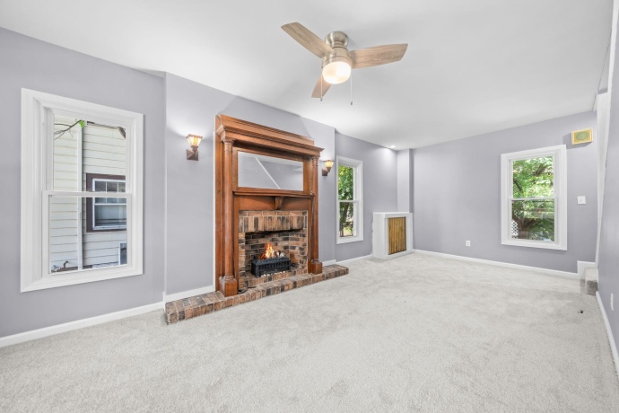 1438 Jackson, ROCKFORD, Illinois 61107, 3 Bedrooms Bedrooms, ,2 BathroomsBathrooms,House,For Sale,Jackson,202604733