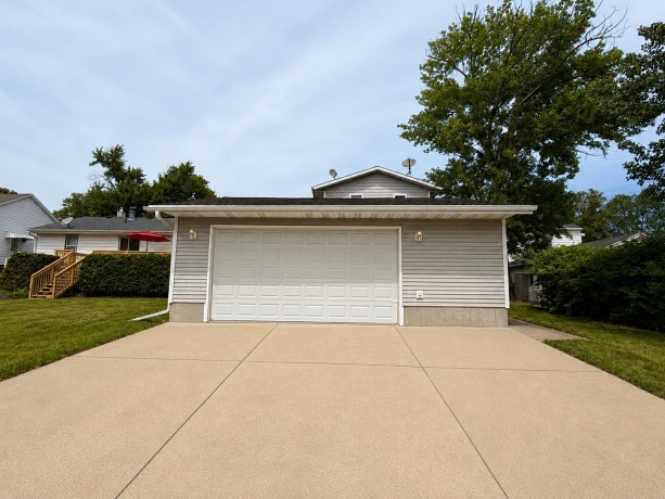 1207 American, FREEPORT, Illinois 61032, 4 Bedrooms Bedrooms, ,2 BathroomsBathrooms,House,For Sale,American,202604734