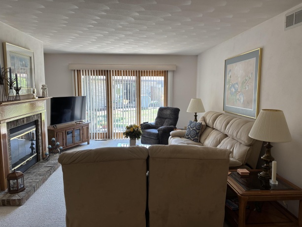 6925 REDANSA, ROCKFORD, Illinois 61108, 2 Bedrooms Bedrooms, ,3 BathroomsBathrooms,Condominium,For Sale,REDANSA,202604735