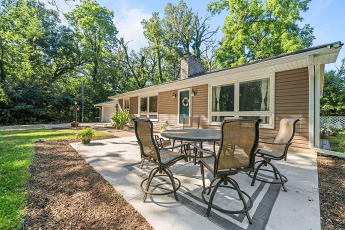 3691 Bend, ROCKFORD, Illinois 61109, 3 Bedrooms Bedrooms, ,2 BathroomsBathrooms,House,For Sale,Bend,202604739