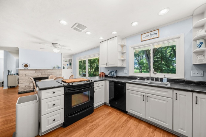 3691 Bend, ROCKFORD, Illinois 61109, 3 Bedrooms Bedrooms, ,2 BathroomsBathrooms,House,For Sale,Bend,202604739