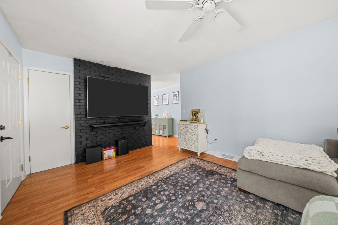 3691 Bend, ROCKFORD, Illinois 61109, 3 Bedrooms Bedrooms, ,2 BathroomsBathrooms,House,For Sale,Bend,202604739