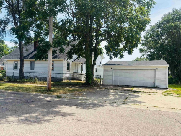 128 Johnston, ROCKFORD, Illinois 61101, 4 Bedrooms Bedrooms, ,1 BathroomBathrooms,House,For Sale,Johnston,202604740