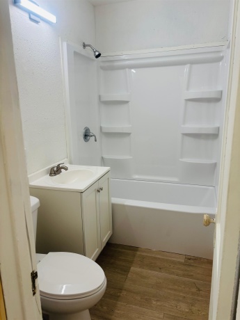 128 Johnston, ROCKFORD, Illinois 61101, 4 Bedrooms Bedrooms, ,1 BathroomBathrooms,House,For Sale,Johnston,202604740