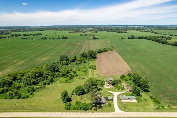 8983 Cemetery, WINNEBAGO, Illinois 61088, 3 Bedrooms Bedrooms, ,2 BathroomsBathrooms,House,For Sale,Cemetery,202603741