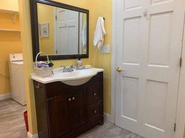 644 Congress, OTTAWA, Illinois 61350, 4 Bedrooms Bedrooms, ,2 BathroomsBathrooms,House,For Sale,Congress,202604741