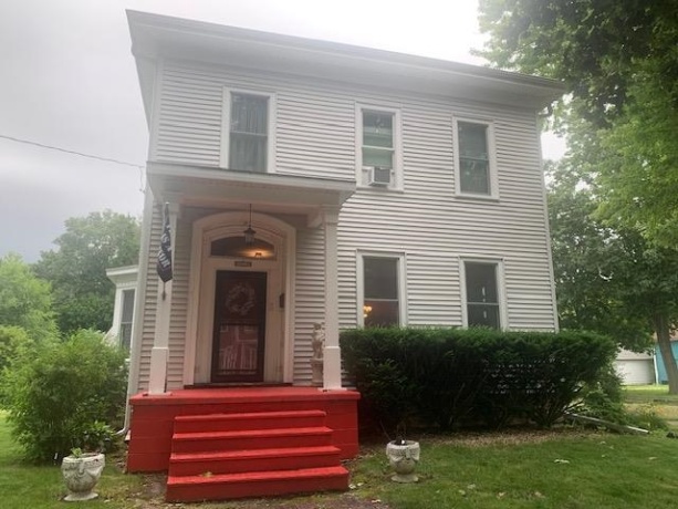 644 Congress, OTTAWA, Illinois 61350, 4 Bedrooms Bedrooms, ,2 BathroomsBathrooms,House,For Sale,Congress,202604741