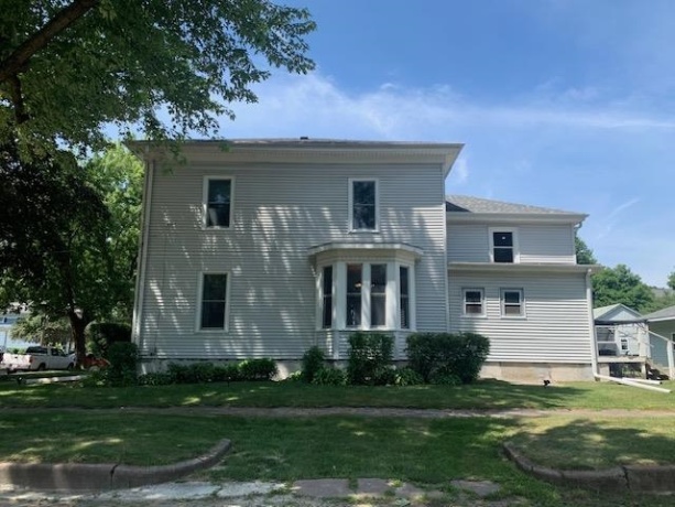 644 Congress, OTTAWA, Illinois 61350, 4 Bedrooms Bedrooms, ,2 BathroomsBathrooms,House,For Sale,Congress,202604741