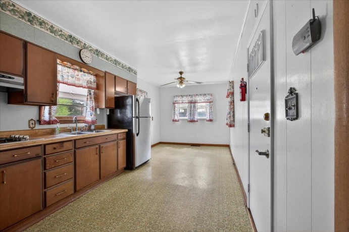 199 Wilson, MACHESNEY PARK, Illinois 61115, 2 Bedrooms Bedrooms, ,1 BathroomBathrooms,House,For Sale,Wilson,202602614
