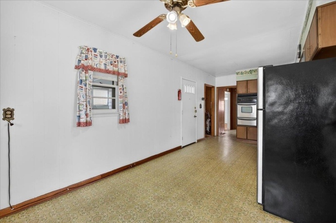 199 Wilson, MACHESNEY PARK, Illinois 61115, 2 Bedrooms Bedrooms, ,1 BathroomBathrooms,House,For Sale,Wilson,202602614
