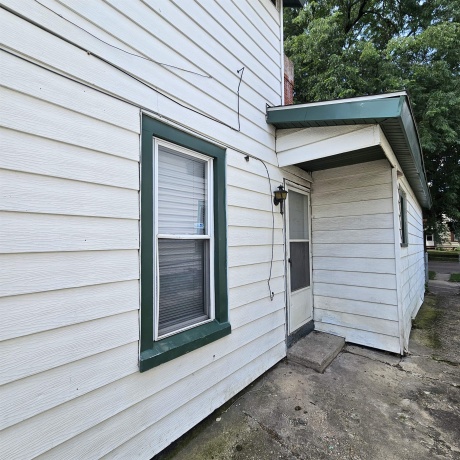 1116 CORBIN, ROCKFORD, Illinois 61102, 4 Bedrooms Bedrooms, ,2 BathroomsBathrooms,House,For Sale,CORBIN,202604742